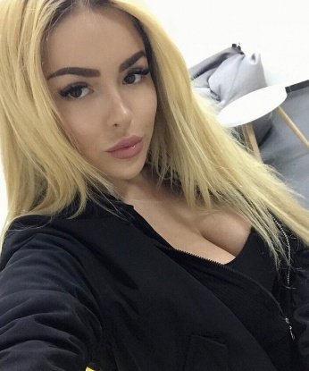 Анкета проститутки Юлия - город Гази-Юрт, 2000 лет, №4399